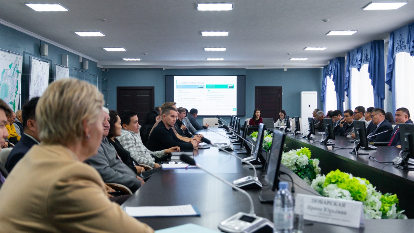 Развитие туризма и спорта: вице-министр встретился с жителями Карагандинской области - фото 2